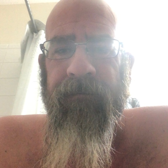 Meet your Posher, Kenneth - Picture 1 of 1